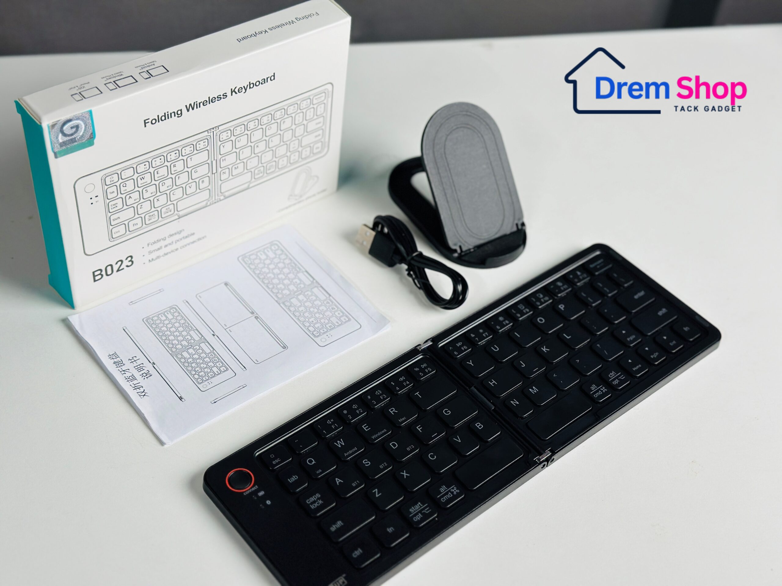 Rechargeable Foldable Pocket Bluetooth Keyboard Compatible iOS Android Windows Smartphone Tablet and Laptop